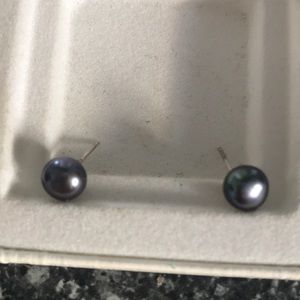 Freshwater  gray pearls with sterling silver post